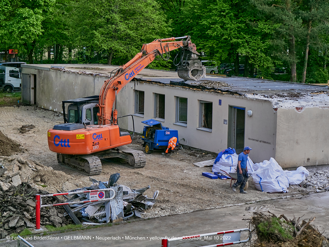 10.05.2022 - Baustelle am Haus für Kinder in Neuperlach
